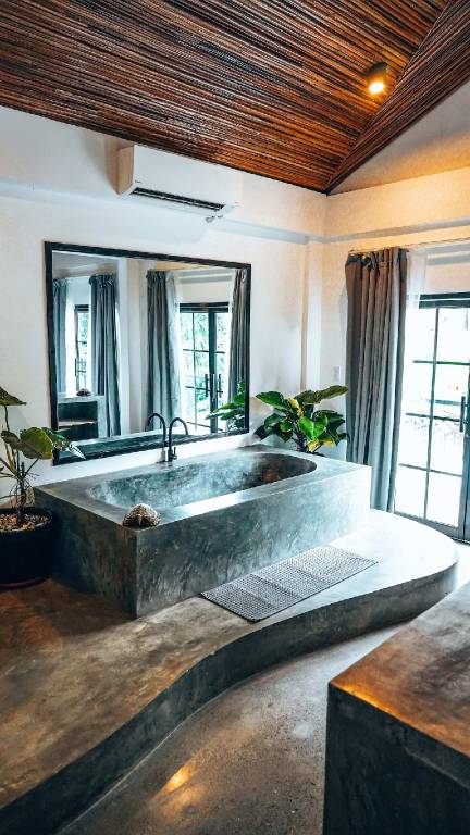 Villa with hot tub, garden & pool | Perfect for remote work — photo 5