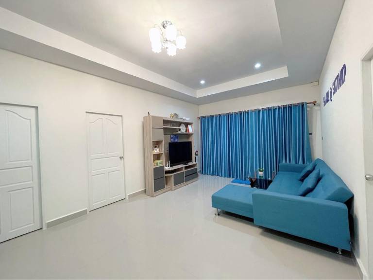 SEA HILL SATTAHIP — photo 2