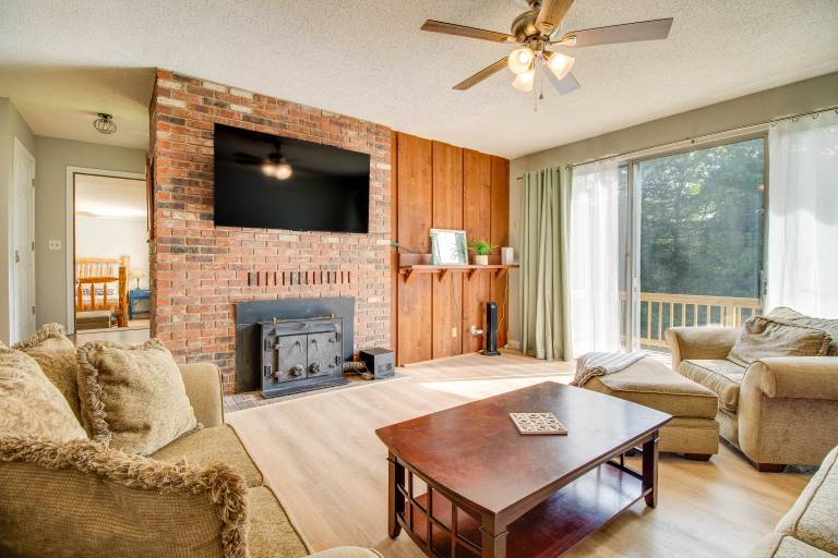 Spacious Mountain Home Retreat Near Norfork Lake! — photo 3