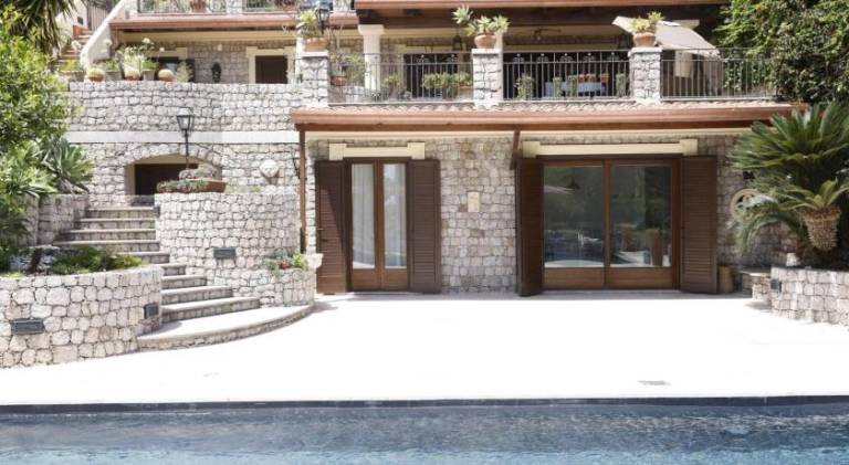 Villa with pool | Beach nearby | Pet-friendly — photo 4