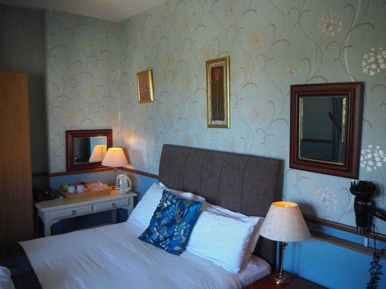 Accommodation  Shapwick