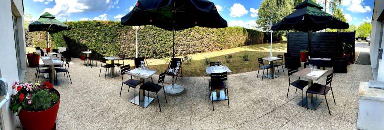 Hotel Campanile Montargis - Amily — photo 5
