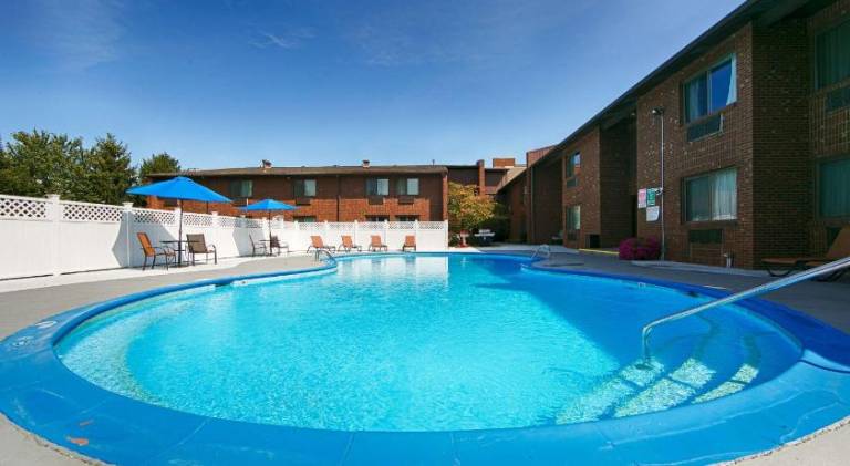 Best Western Shelbyville Lodge — photo 4