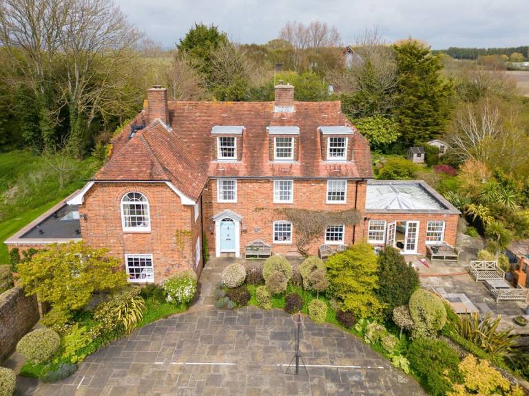 House  Bosham