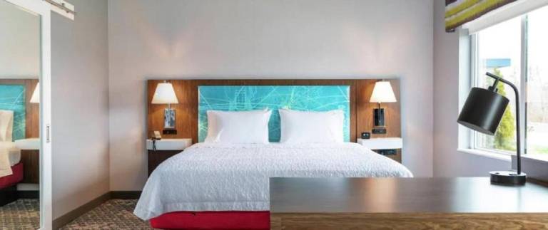 Hampton Inn & Suites by Hilton Keene in Keene, NH