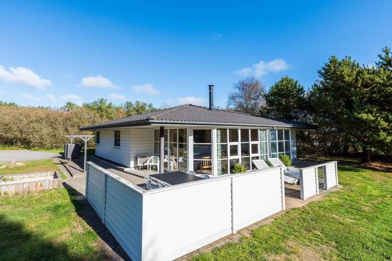 Ferienhaus mit Hund in Houstrup fuer max. 8 Personen