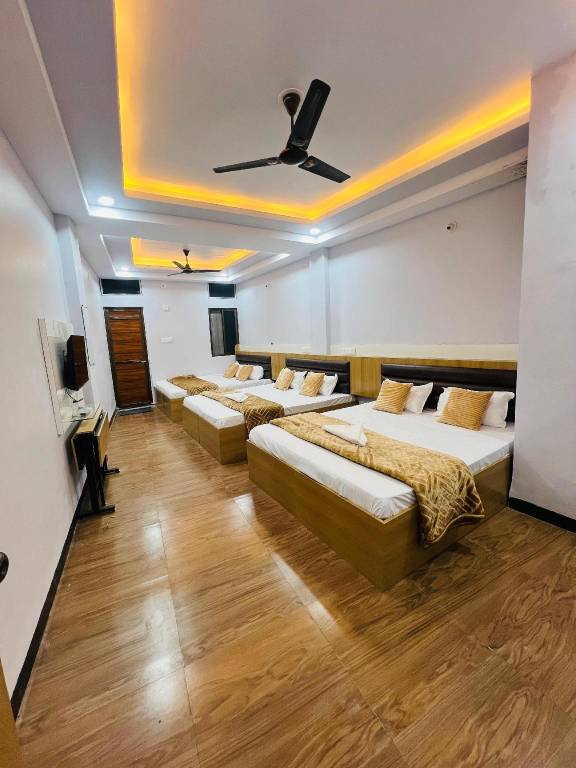 Hotel Advika