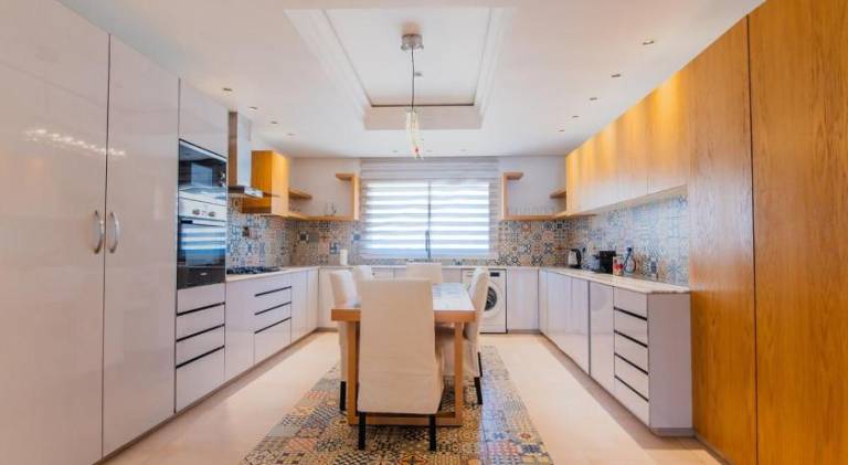 Apartment with pool | Beach nearby | Pet-friendly — photo 4