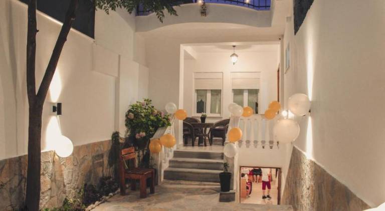 Friends' Guesthouse & Hostel — photo 2