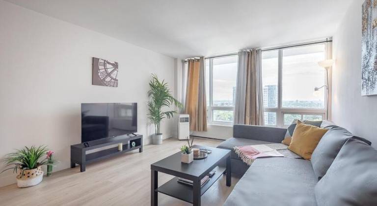 Beautiful apartment | Pets are welcome in Montréal, QC