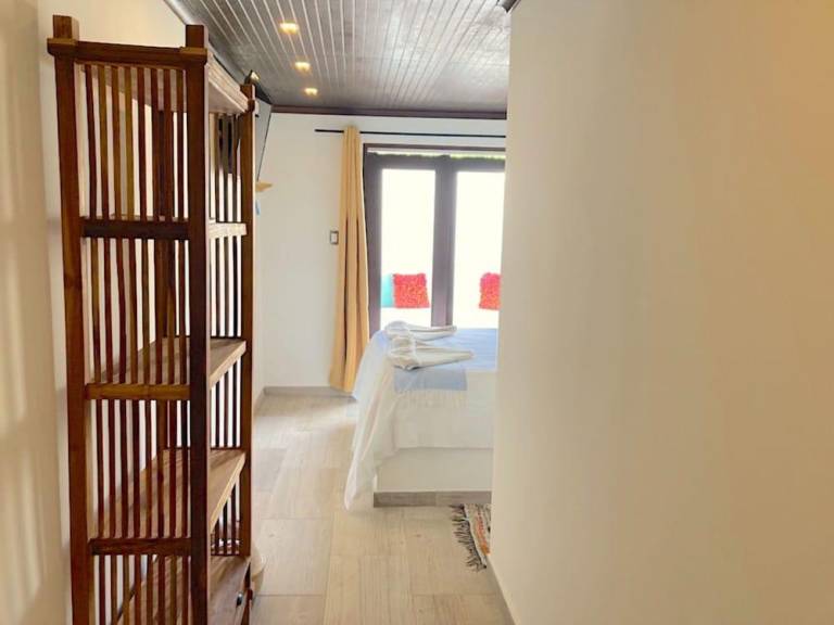 Spacious holiday apartment with pool, yard & jacuzzi | Close to the beach | Pets allowed — photo 5