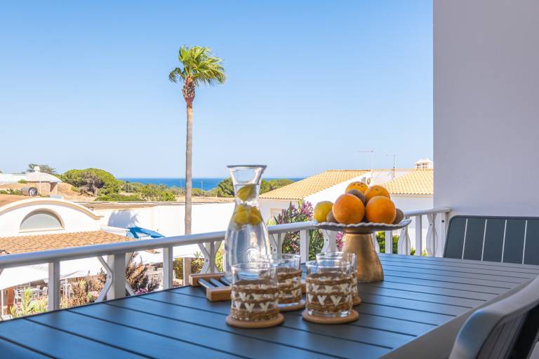 Rental apartment with heated pool & barbecue in Albufeira