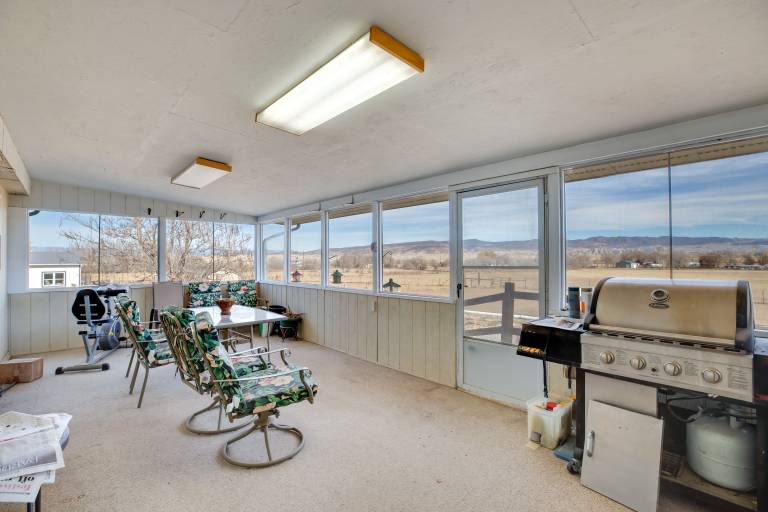 Hot Tub & Screened Porch: Getaway in Montrose! — photo 4