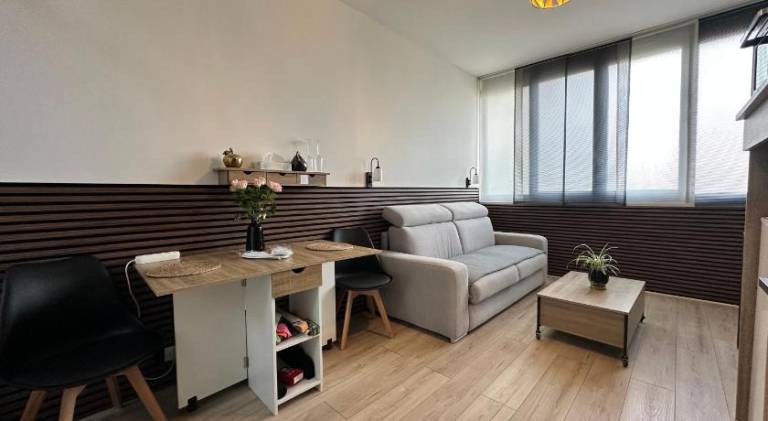 Holiday apartment with hot tub, patio & grill — photo 4