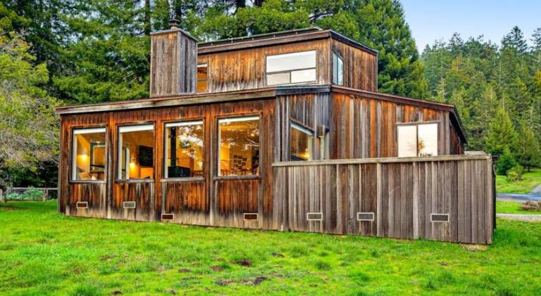 House with pool & jacuzzi in Sonoma, CA