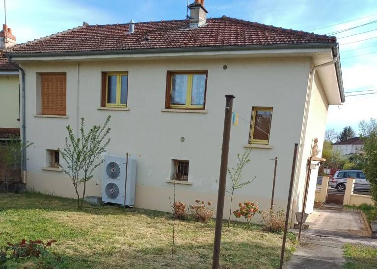 Maison de vacances Huriel
