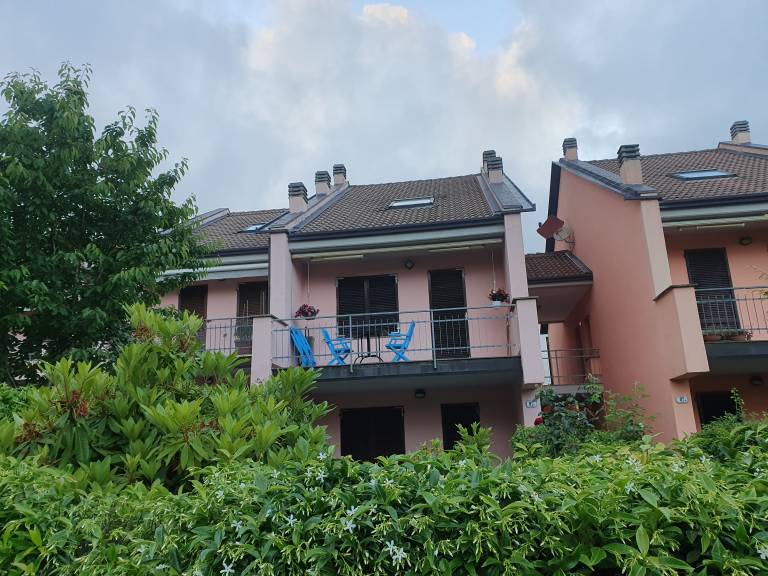 Rental apartment with pool & terrace | Garden view — photo 2