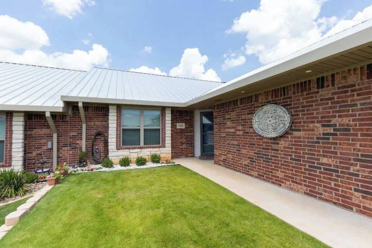 House  Longview