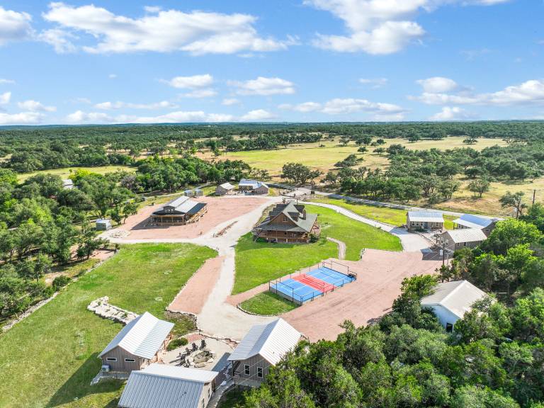 RusTx Ranch- Entire Property — photo 2