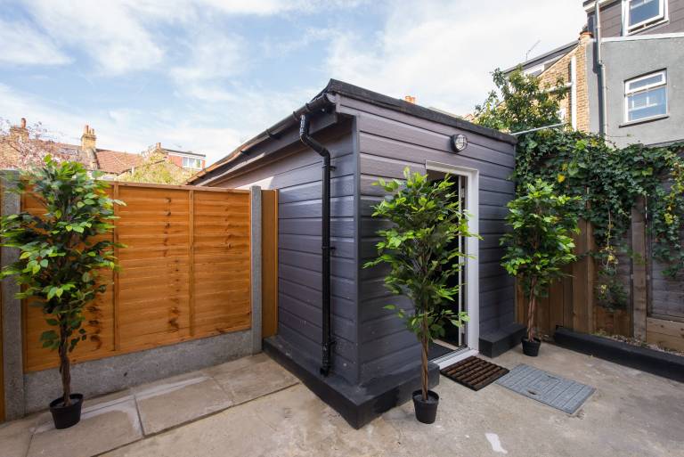 Apartment  East London