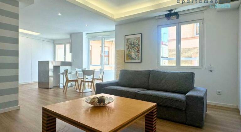 Pleasant apartment | Close to Cathedral-Basilica of Our Lady of the Pillar | Dogs allowed — photo 2