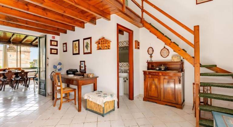 House with 1 room for 4 persons — photo 4