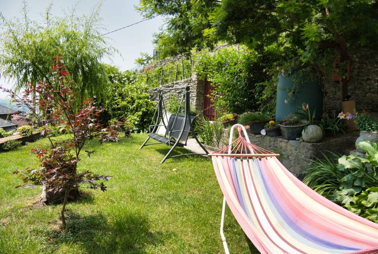 Rental apartment with terrace, garden & private pool | Pool view — photo 4