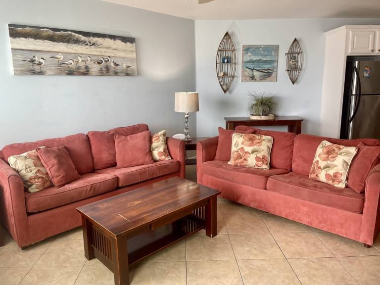 Condo with 1 room for 6 persons — photo 2