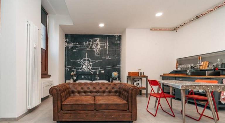 Loft Hangar in Como Lake center & Private Parking in Brunate