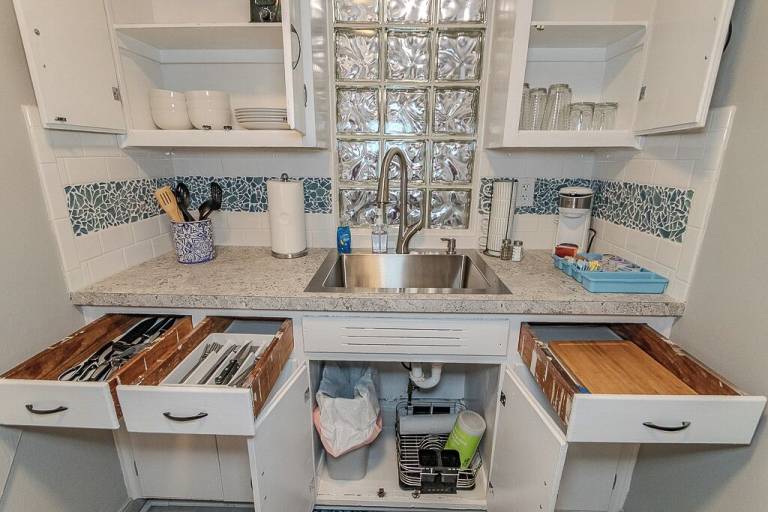 Apartment Fairport Harbor