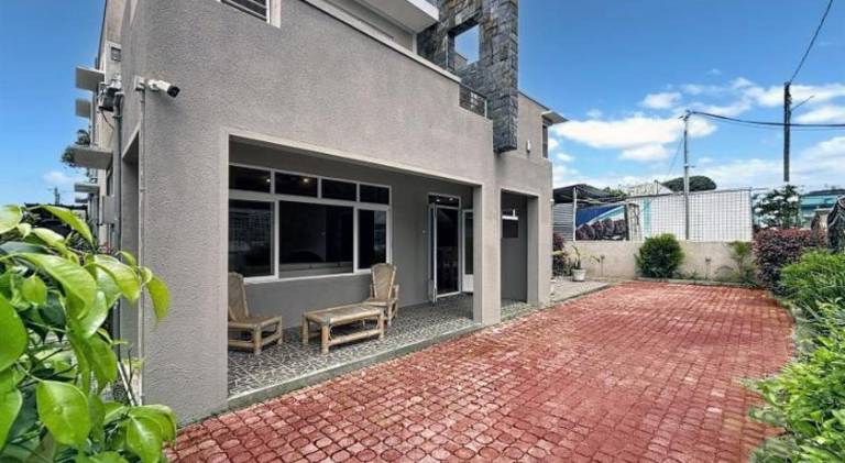 330 m&sup2; Ferienhaus