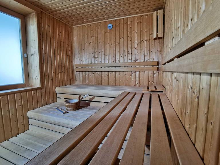 Großzügige Ferienwohnung mit Garten, Pool, Sauna und Terrasse — photo 3