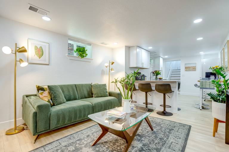Wash Park Access Denver Apt w Outdoor Dining