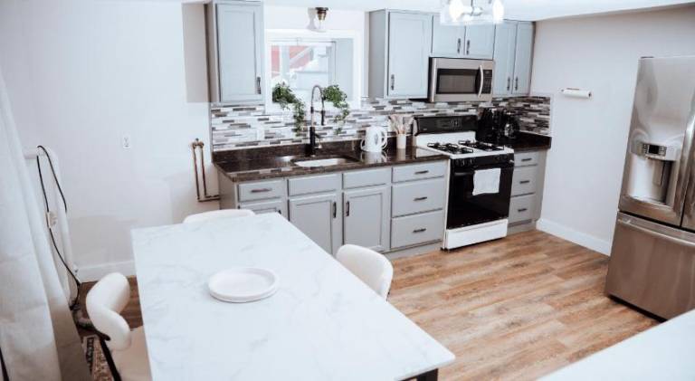 Beautiful apartment with pool & jacuzzi | Pets allowed — photo 3