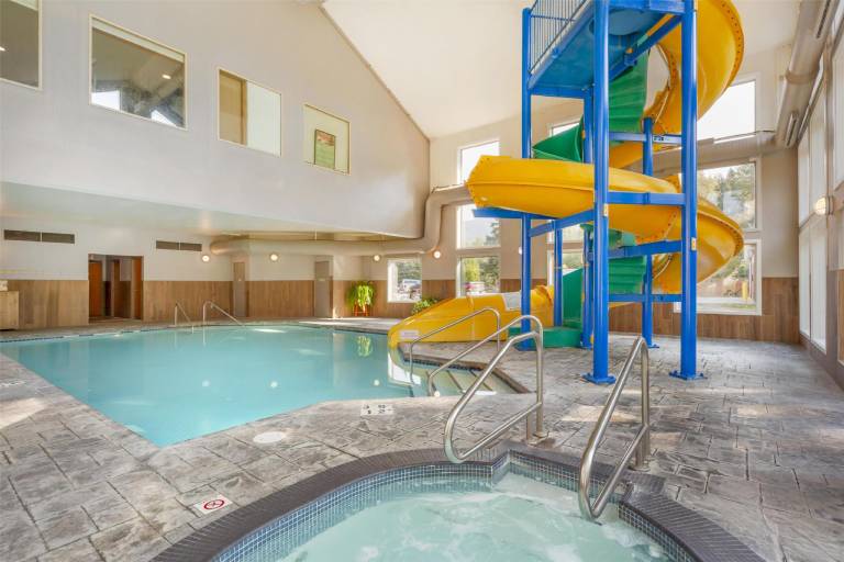 Best Western Plus Valemount Inn & Suites — photo 3