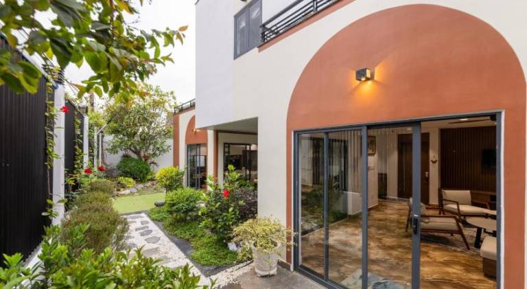 House with yard & patio | Suitable for remote work — photo 5