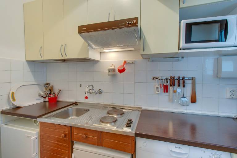 Rental apartment with yard, barbecue & terrace | Sea view | Close to the beach | Pets allowed — photo 5
