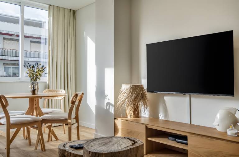 Family-friendly charming rental apartment with fast internet | Close to the beach | Dogs allowed — photo 3