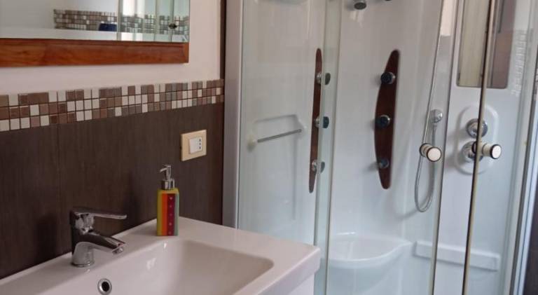 Rental apartment with patio | Beach nearby | Pets allowed — photo 2