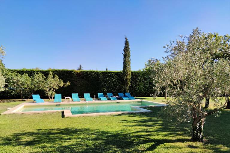 Villa with yard, BBQ & terrace — photo 2