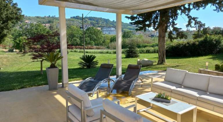 Villa with jacuzzi & pool | Pet-friendly — photo 4