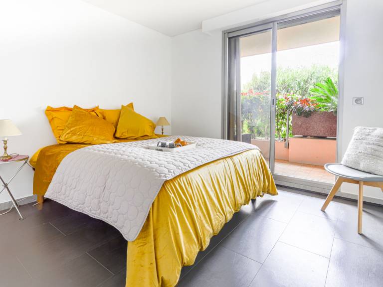Apartment with garden, pool & terrace | Sea view | Pets allowed — photo 4