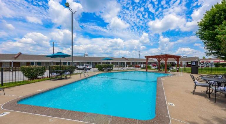 Best Western Coach House — photo 4