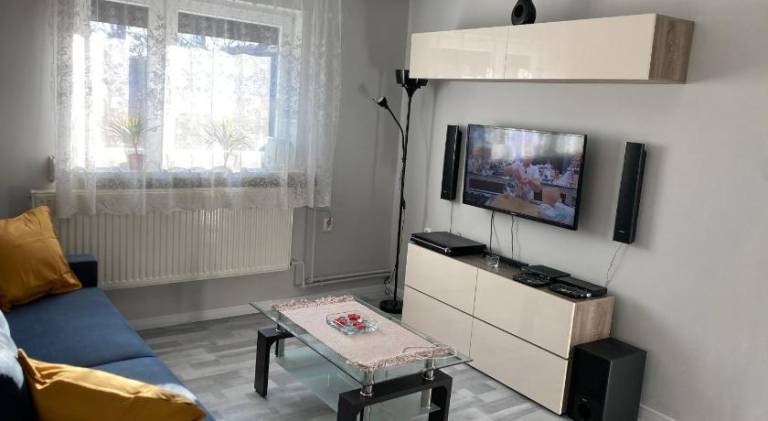 Apartment with 2 rooms for 5 persons — photo 2