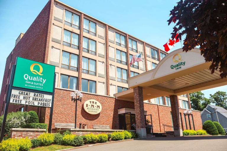 Quality Inn & Suites Downtown in Charlottetown, PE