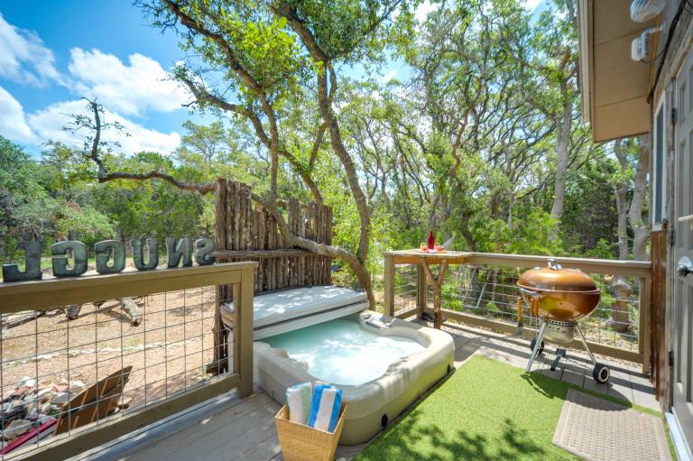 Snuggle Inn Wimberley Cabin w/ Fire Pit + Deck — photo 4