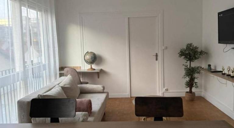 Rental apartment | Suitable for remote work in Gennevilliers