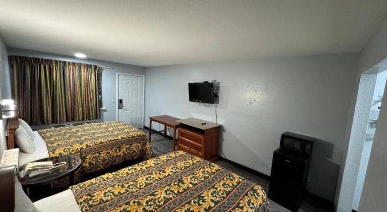 Claremore Motor Inn — photo 2