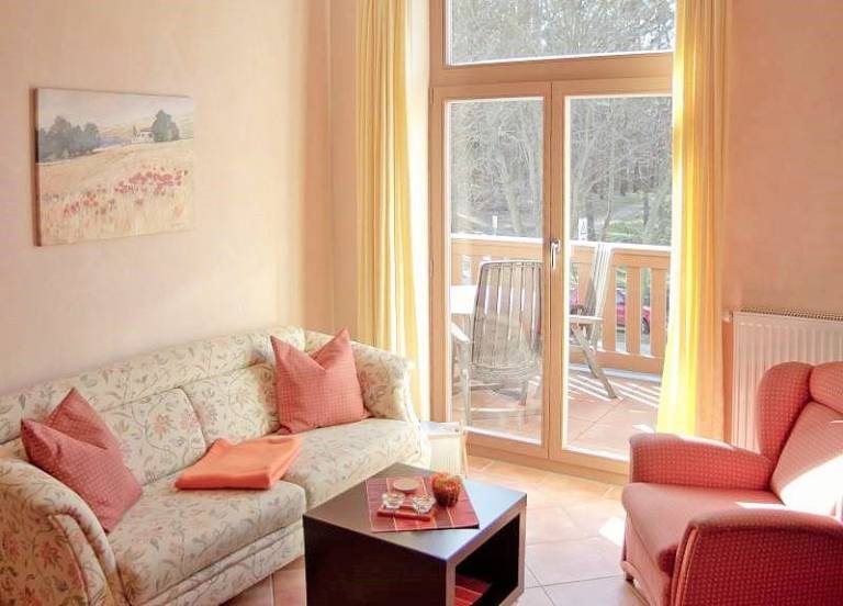 Villa Käthe WE 6a: komfortable und geschmackvoll eingerichtete 2-Zimmer-Fewo in Kuehlungsborn