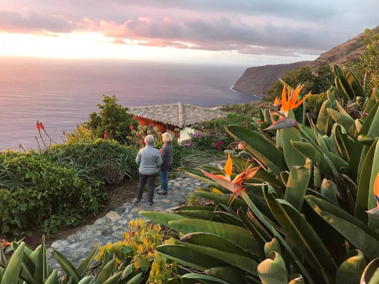 Beautiful vacation home with barbecue, garden & terrace | Pet-friendly — photo 2